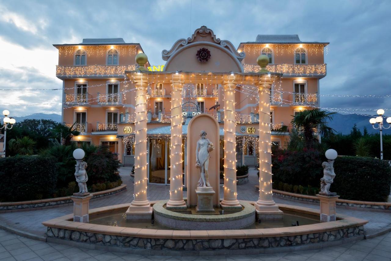 Grand Hotel Osman Ristorante Il Danubio Atena Lucana Exteriér fotografie